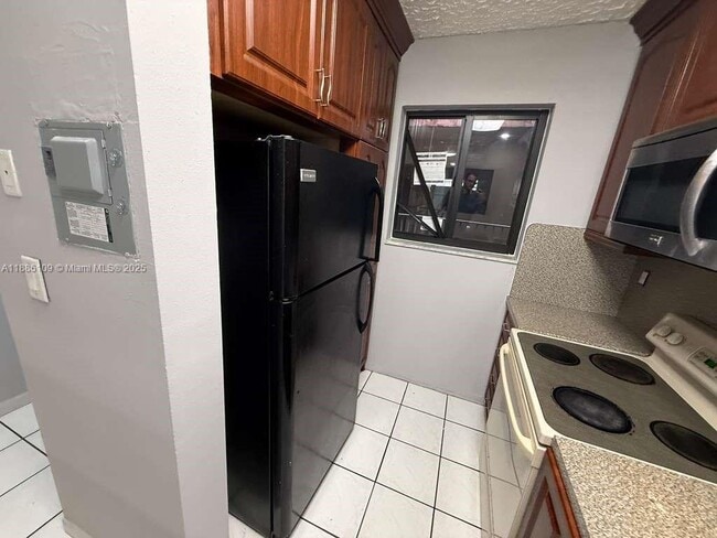 Photo - 6055 W 19th Ave Unit 215