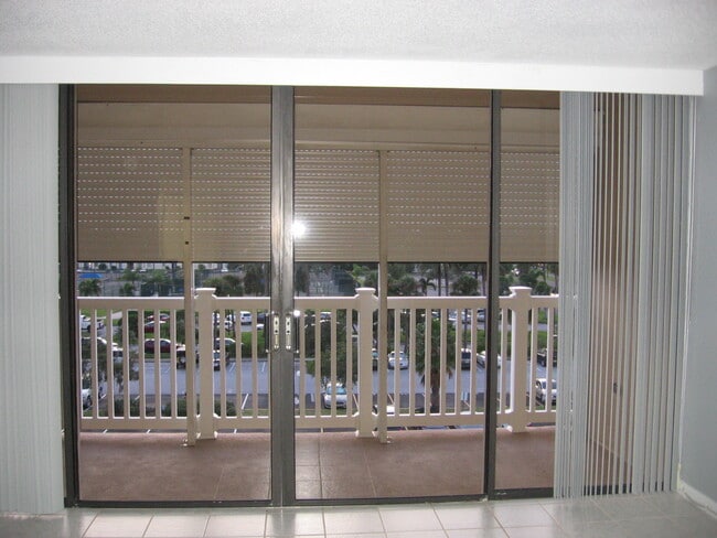 Patio - 500 Treasure Island Causeway Unit 504