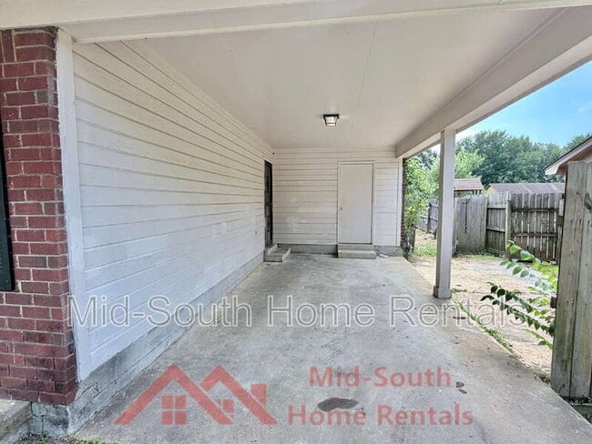 Photo - 2587 Wellons Ave