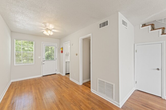 Photo - 1400 Church St Unit K