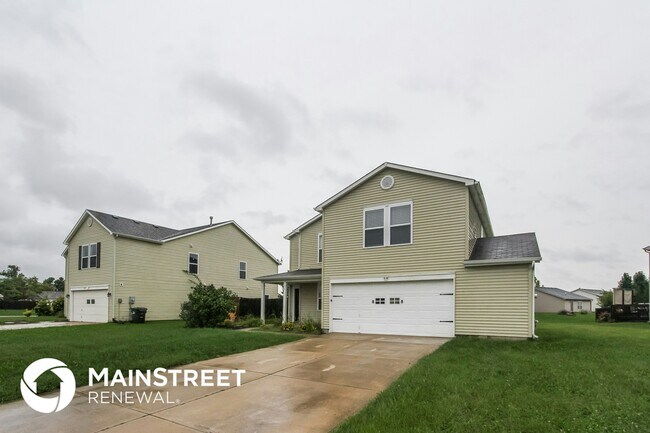 Photo - 818 Runnymede Dr
