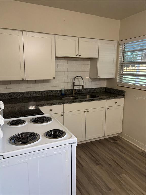 Photo - 1102 Sunset Point Rd Unit 2