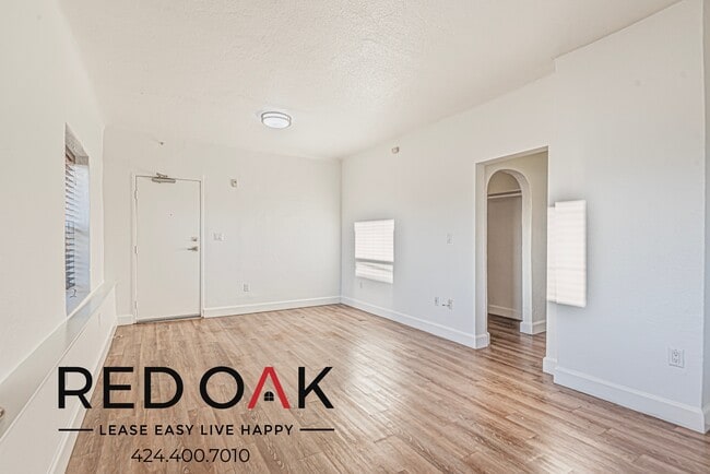 Photo - 1417 N Bronson Ave Unidad 211