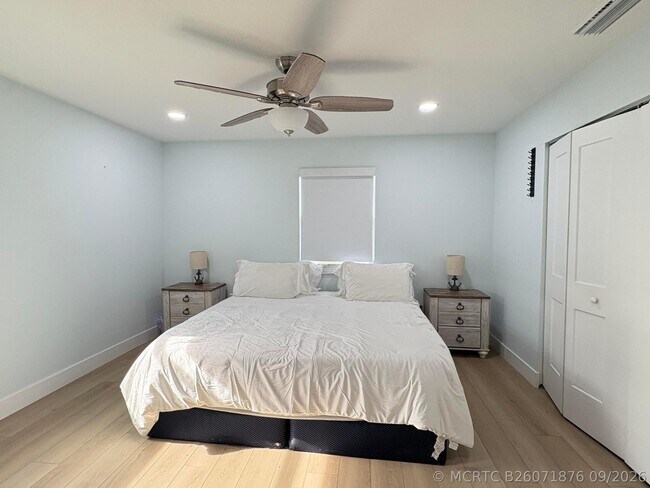Photo - 1811 Melaleuca Dr