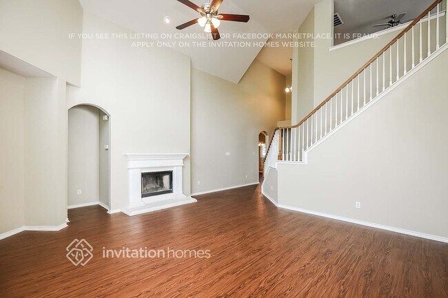 Photo - 5823 Silver Sage Ln