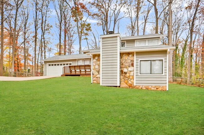 Photo - 4061 Oak Stone Dr