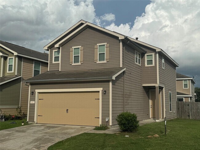 Photo - 19022 Bee Line Ct