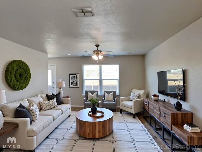 Photo - 4007 Turning Pine Edge