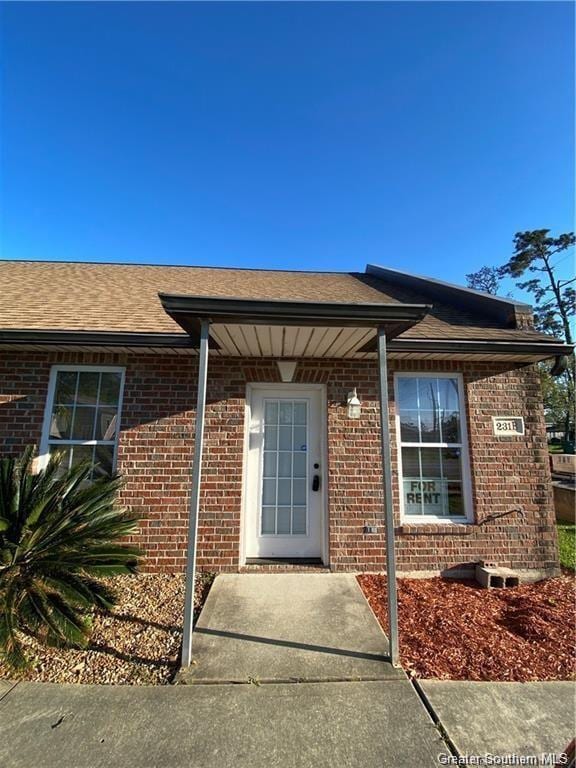 Photo - 233 Armistead Ln
