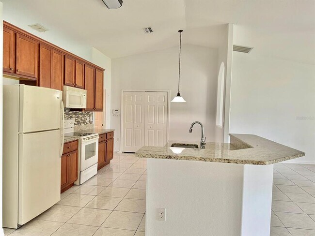 Photo - 3264 Deltona Blvd
