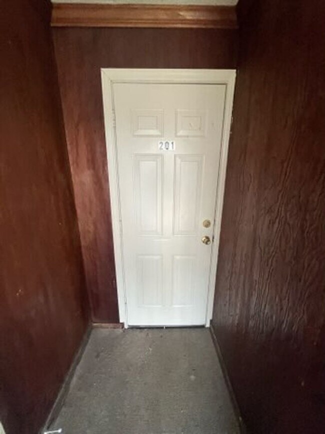 Photo - 118 W Creighton Ave Unit Apt 201