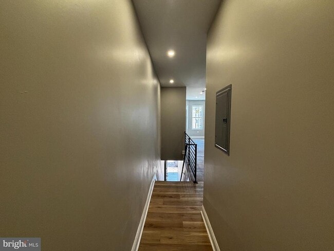 Building Photo - 4520 N 17th St Unit 2