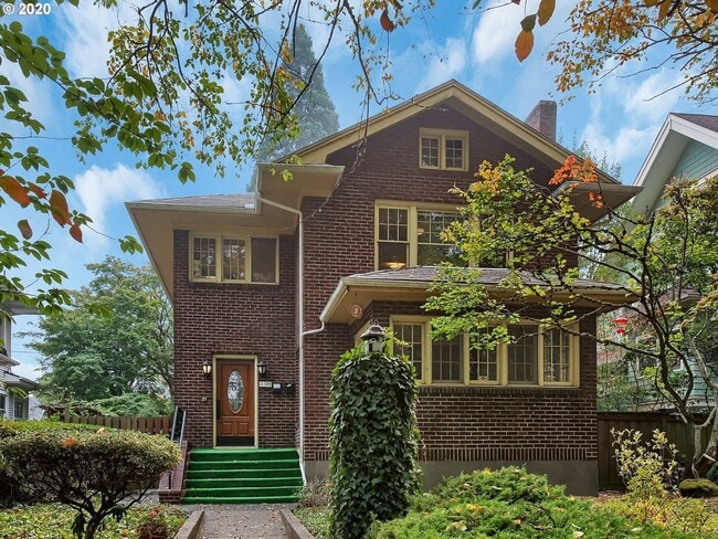 Photo - 2124 SE Elliott Ave Unit 1