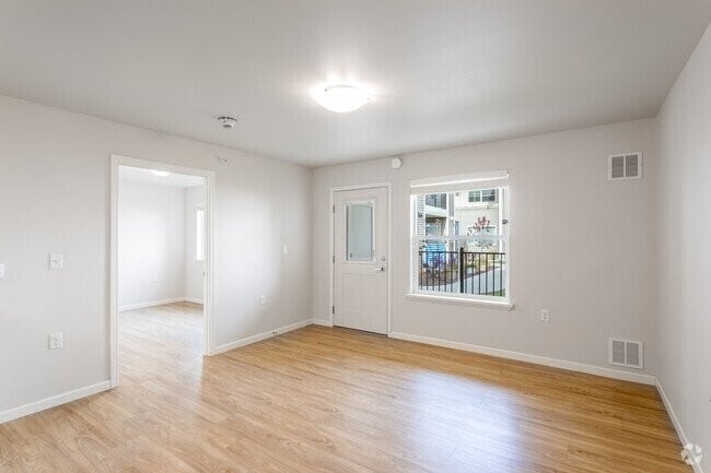 Photo - 1240 Lucille St