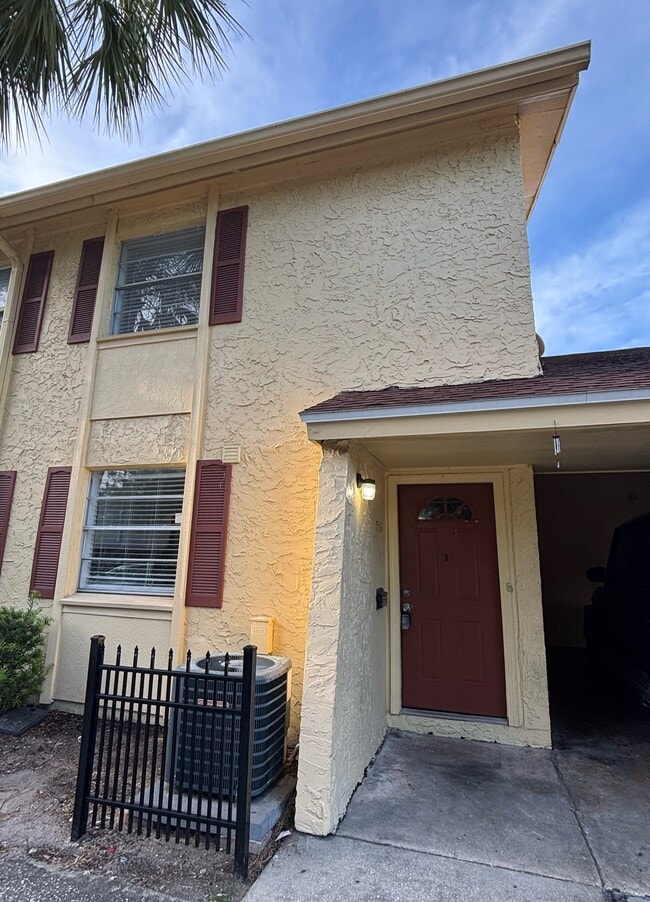 Building Photo - 7539 Abonado Rd Unit 7539 Rental