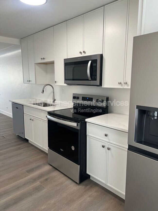 Photo - 433 Harrison St