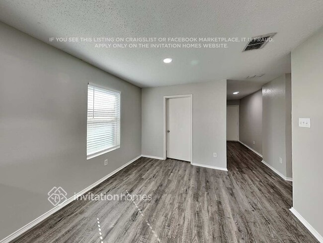 Photo - 4837 Waterford Dr