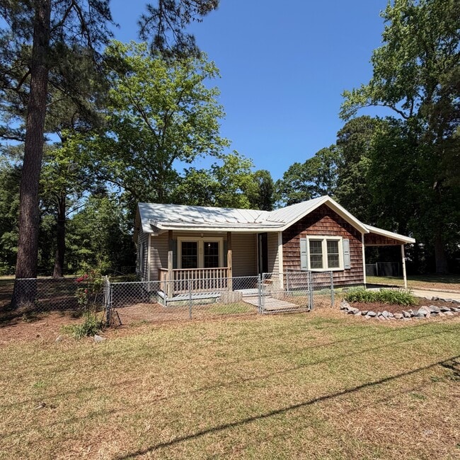Photo - 6164 Highland Ave