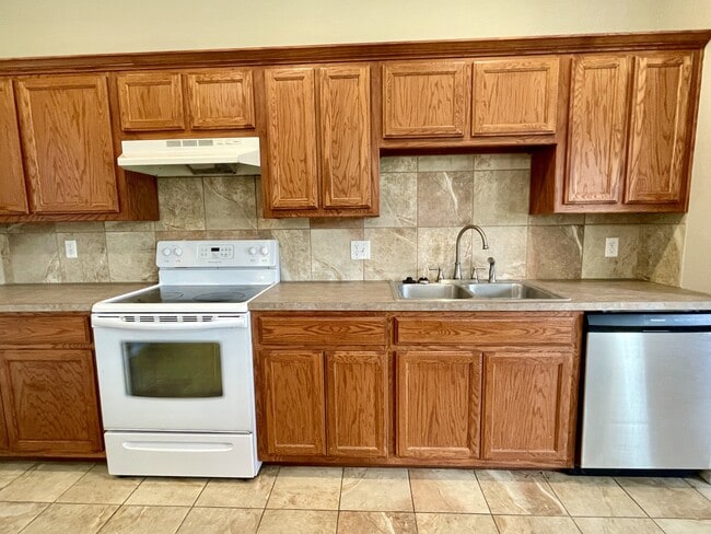 Photo - 4904 Caddo Creek Ct