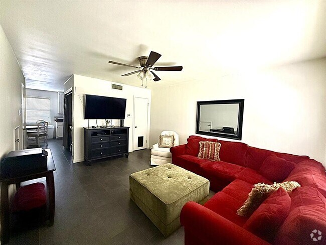 Building Photo - 1226 Baylor Ave Unit 104 Rental