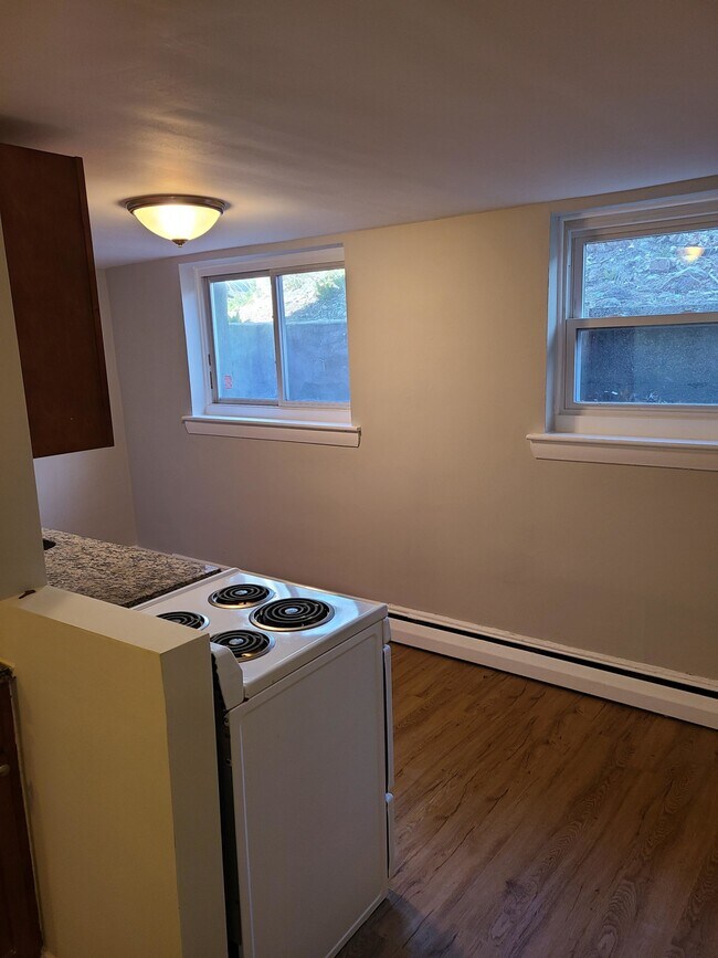 22 Chiswick Rd