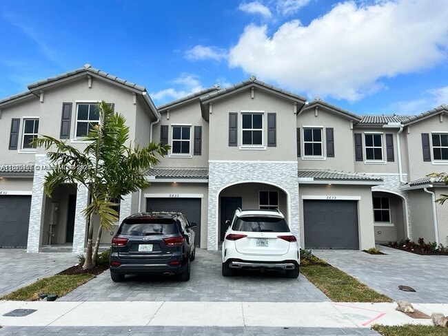 Photo - 2633 SE 10th St Townhome