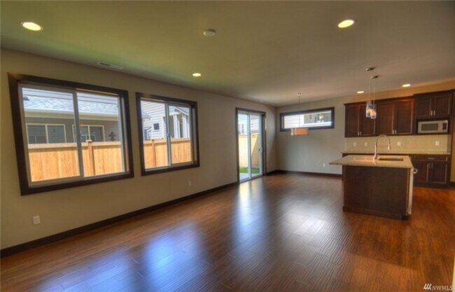 Photo - 4Bd/2.75Ba Bothell Home
