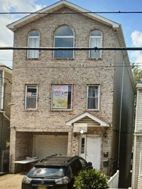 Building Photo - 93 Western Ave Unit 2 Rental