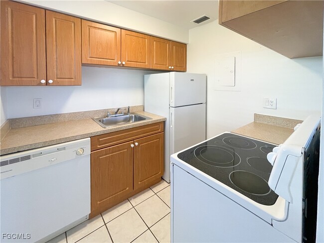 Photo - 4009 SE 19th Ave Unit 3