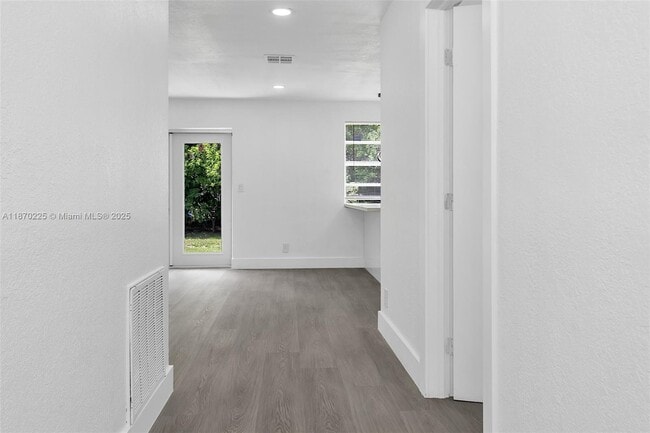 Photo - 1402 NW 19th St