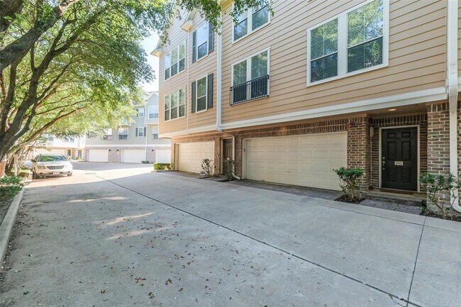 Photo - 3001 Murworth Dr Unit 1302