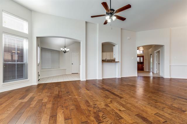 Photo - 8904 Lakewood Dr