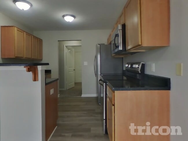 Photo - 943 Farmington Trail