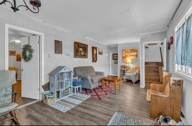 Building Photo - 8 Winona Ter Unit White Deer Plaza