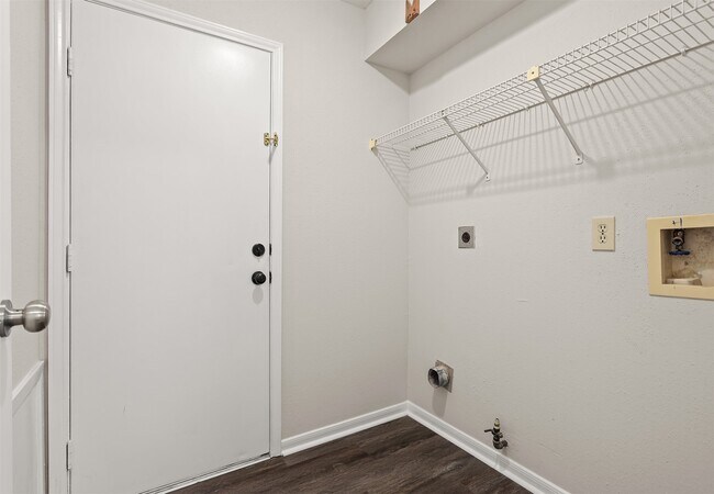 Photo - 714 Regency Ct