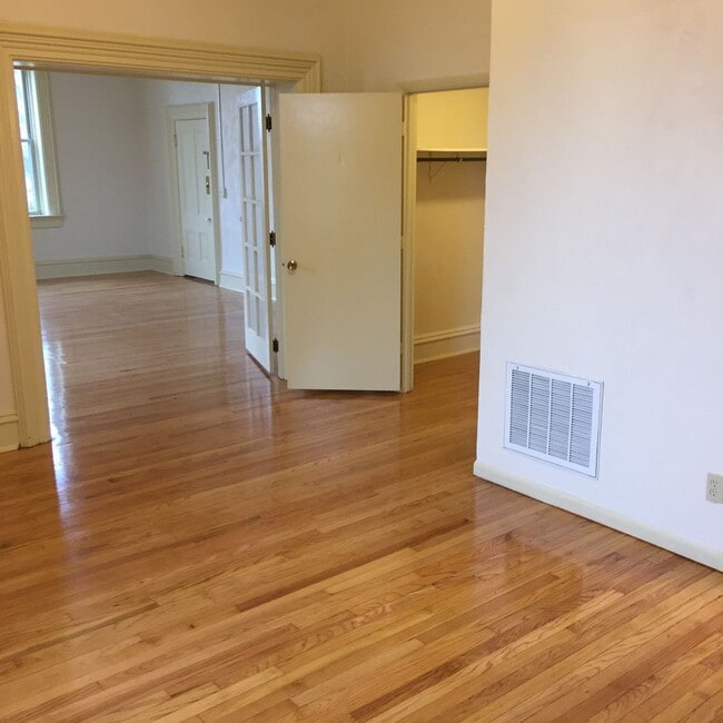 Photo - 125 Federal Aid Secondary 1780 Unit Apt 4