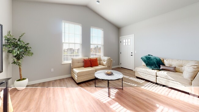 Photo - Autumn Woods Apartments