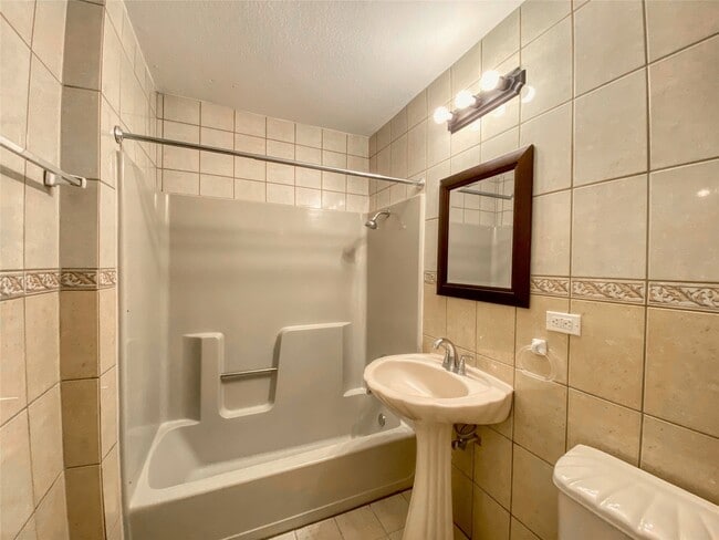 Building Photo - 7702 McHenry St