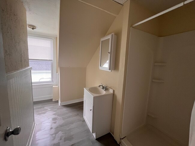 271 Elm St Unit Elm street Apartment 3