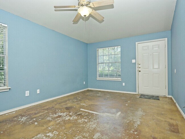 Photo - Armadillo Unit B