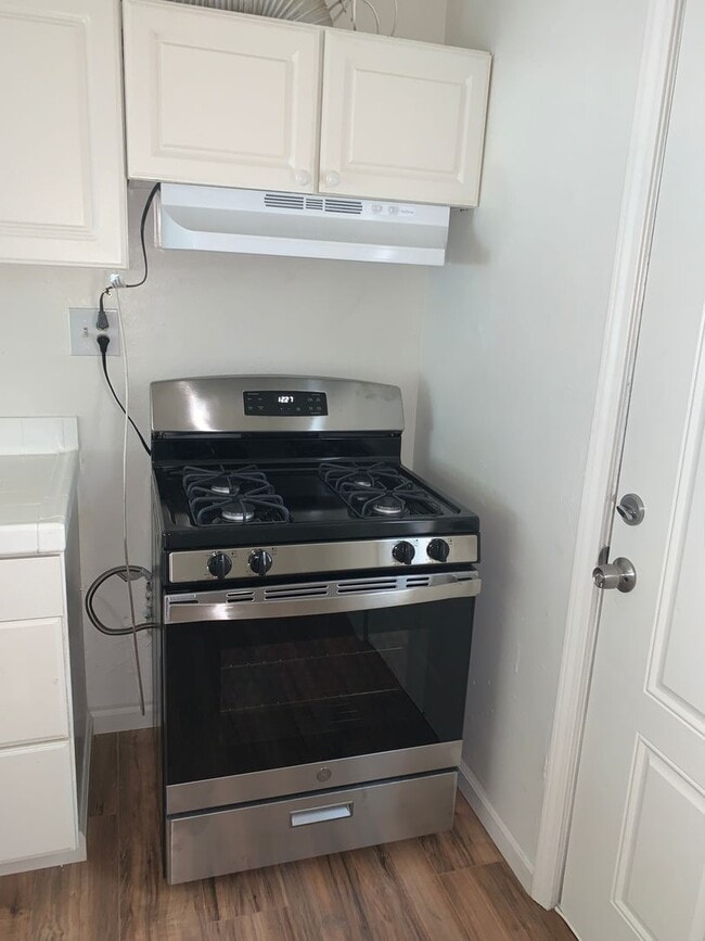 Photo - 124 W 8th St Unit 124 W. 8th Street  B