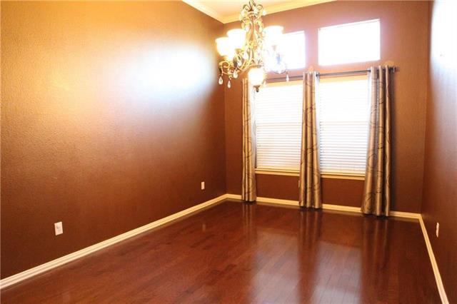 Photo - 9632 Hathman Ln