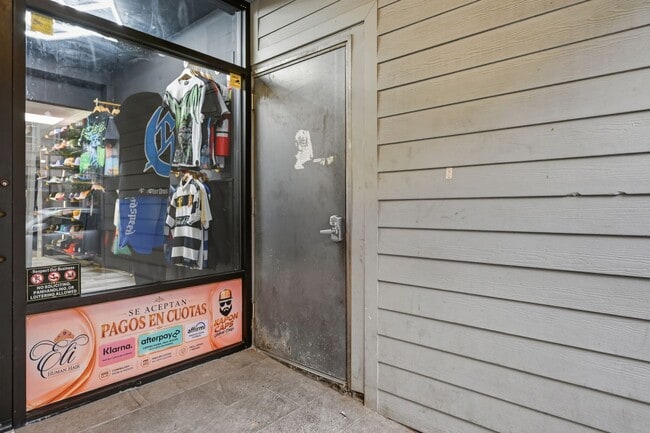 Photo - 140 N 7th St Unidad 2