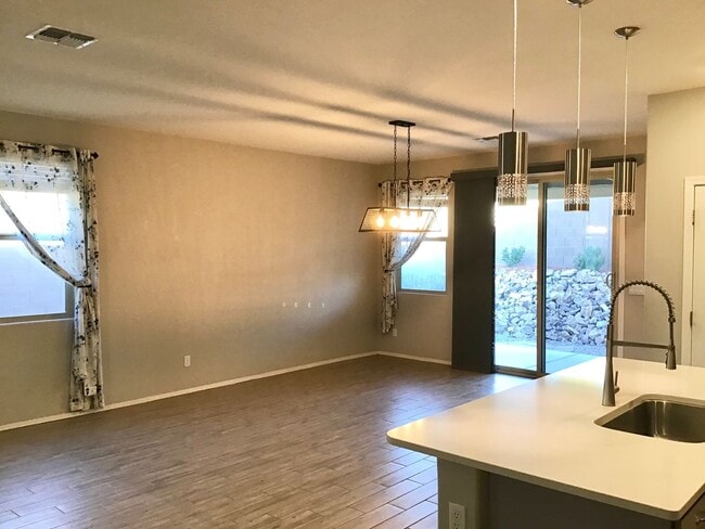 Photo - Clean, 3 Bdrm + Den, 2 Bath, 1842 sq/ft in...