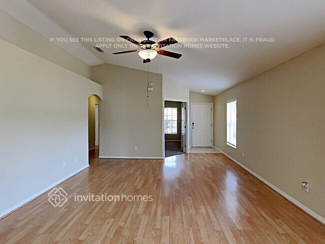 12805 Adventure Dr