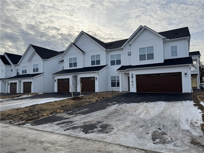 Building Photo - 601 Erie Rdg Dr