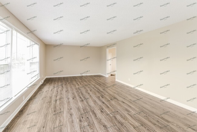 Photo - 436 Grover St