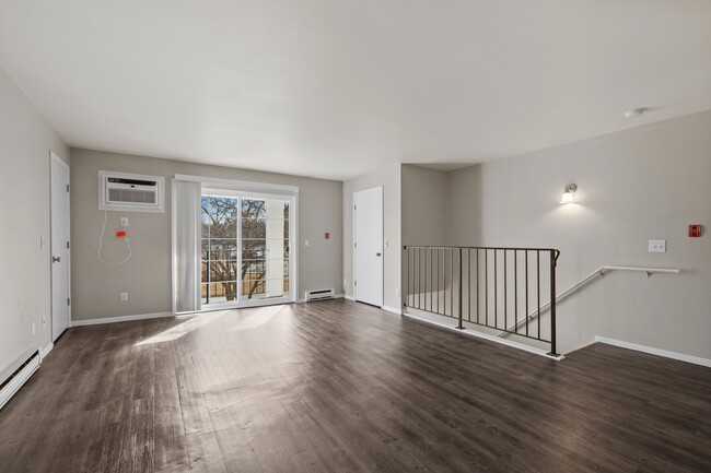 Photo - Fountain Circle