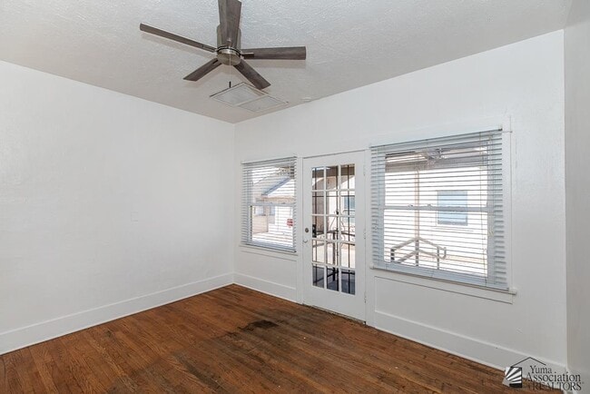 Photo - 244 S 3rd Ave