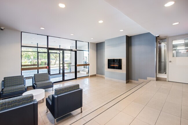 Photo - Valhalla Court II